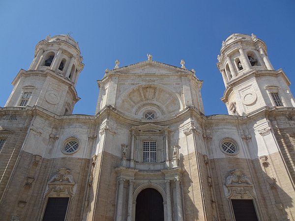 Cadiz cathedral front