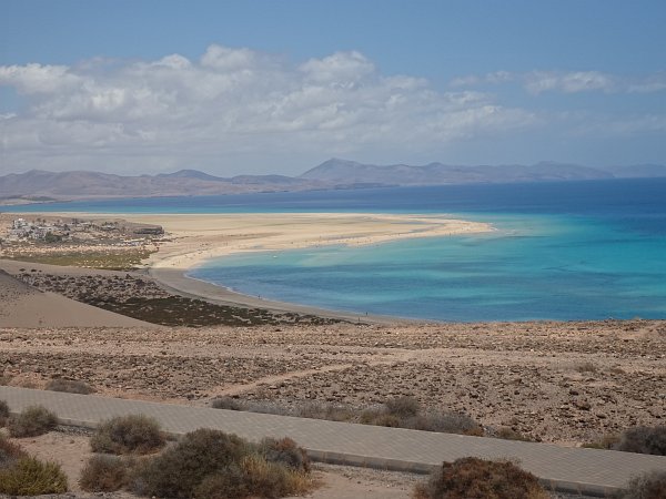 Sotavento lagoon at low tide