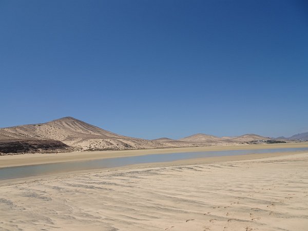 View towards coast from Sotavento lagoon