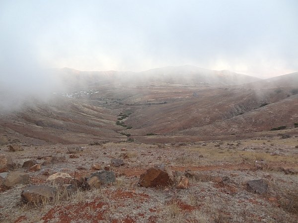 Low clouds on Morro de Velosa mountain