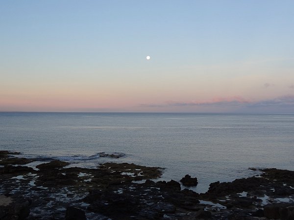 Dawn with full moon near Flamingo beach (Playa Blanca)