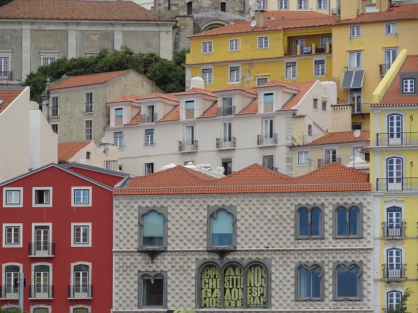 House facades in Lisbon neighbourhood