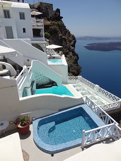 Swimming pools in Imerovigli