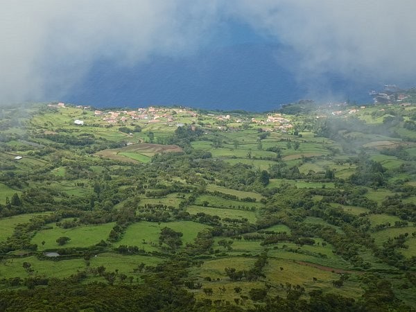 View from Pico da Esperança towards south coast of São Jorge