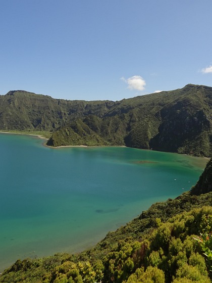 Lagoa do Fogo from southern rim