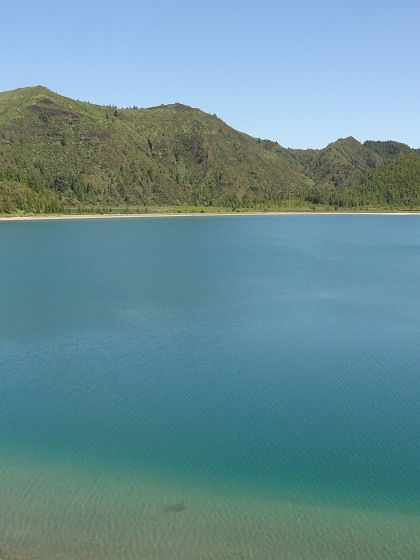 Lagoa do Fogo from southern rim