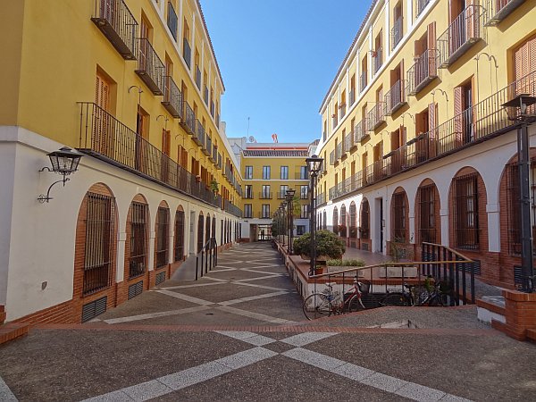 Courtyard at Calle Farnesio