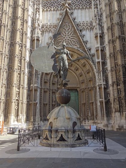 Main entry to cathedral (Door of the Prince)